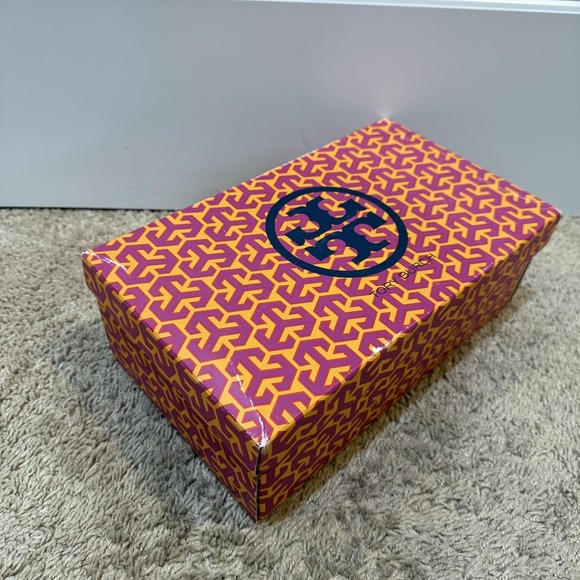 Tory Burch Shoes Womens Size 9.5 Black Amy Pump Cap Toe Block Heel Logo - Picture 13 of 13